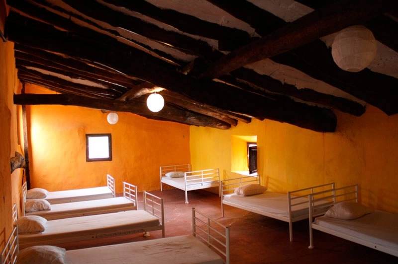 habitacion amarilla