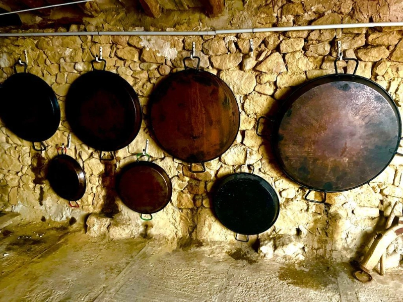 albergue-la-casa-magica-paellas-1