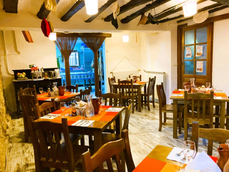 comedor-albergue-la-casa-magica-1
