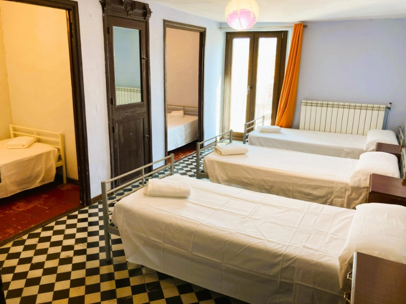 habitacion-albergue-la-casa-magica-1